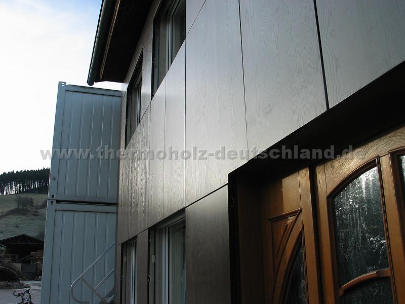 IMG_7497.JPG - Fassade Thermoesche Face, Dreischicht verleimt, Platten zum Einhängen  1250 x 2500 mm
